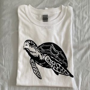 White Turtle T-shirt